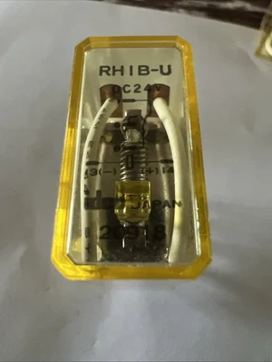 IDEC RH1B-U 24VDC Relay “New” - Image 1 of 3