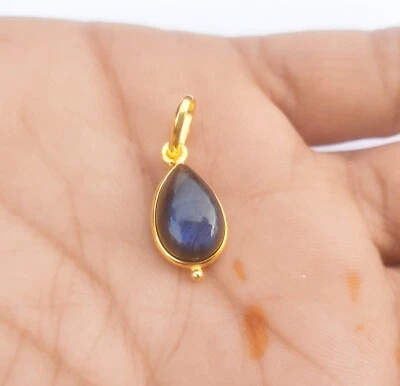 Natural Labradorite Gold Charm Pendant -18k Gold Solid Gold Handmade Necklace - Image 1 of 3