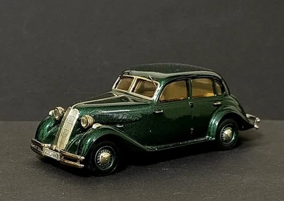 1/43 BMW 326 LIMOUSINE 1938 White Metal Green Tin Wizard - Image 1 of 4