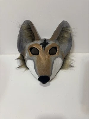 Máscara Therian Coyote Base Eva Espuma Hecha a Mano Alta Calidad Completamente Forrada Peluda Foto 1 de 4