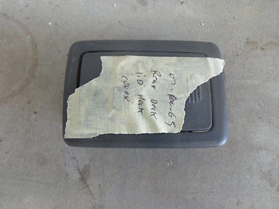 Cubierta de anclaje de asiento trasero infantil Pontiac G5 y Colbalt 2 puertas 07 08 09 10 Foto 1 de 2