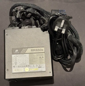 Corsair RM650x 80 PLUS Gold, 650 W Vollmodulares ATX Netzteil - Schwarz - Bild 1 von 4