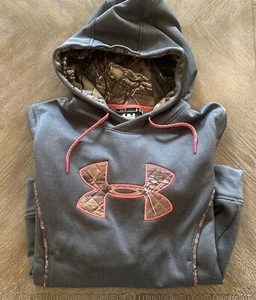 Sudadera con Capucha Under Armour Gris Camuflaje Logo Semi-Ajustada Para Mujer, Talla Grande - Imagen 1 de 9