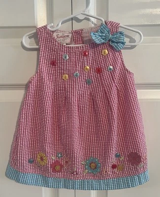 Vestido Samara Gingham Seersucker Niño Pequeño Floral y Botones Acentos Talla 24 Meses Foto 1 de 4