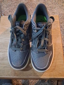 Nike Dunk Low SE GS Halloween 2022 Iron Grey Phantom DQ6215-001 4Y = 5.5 Women's - Picture 1 of 6