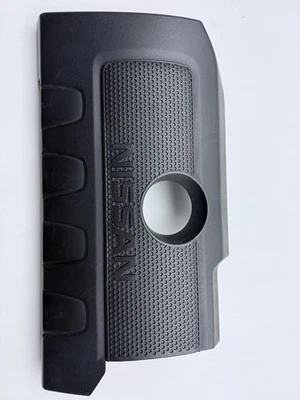 Cubierta del motor Nissan Sentra 2016 140413RC1B Foto 1 de 4