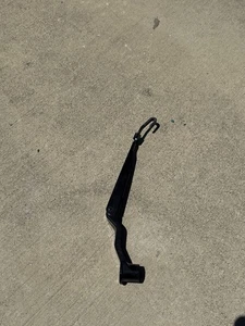 PLYMOUTH PROWLER 97-02 RIGHT PASSENGERS SIDE WIPER ARM WITH BLADE, P# 89813-430 - Picture 1 of 2