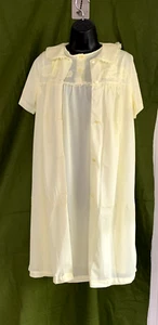 Vintage Yellow Nylon Satin Lace Nightgown & Robe Set Nancy King 2pc Sz M - Picture 1 of 20