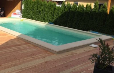 Beckenrandsteine  für Rechteckbecken 7,00 x 3,50 m  Randstein 700 x 350 Welle  - Bild 1 von 3