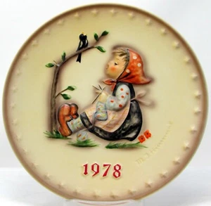 Goebel Hummel 1978 Annual Christmas Collector Plate - Picture 1 of 2