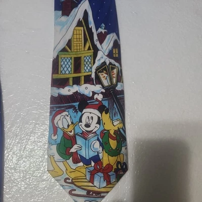 Corbata de Navidad clásica de Mickey Mouse y Goofy de colección de The Disney Store Foto 1 de 4