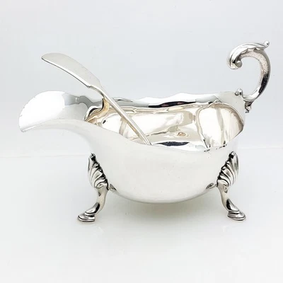 Larger Sized 1/2 Pint Sauce Boat Hoofed Feet Antique with Ladle - Silver Plated — 第 1/4 张图片