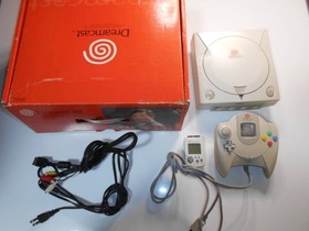 Sega Dreamcast Console HKT-3000 Set