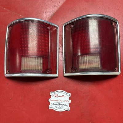 Juego de pares de luces traseras con bisel cromado Chevrolet C10 K10 GMC 1973-1991 Foto 1 de 4