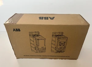 ABB ACS310-03E-03A6-4 Inverter Drive 1.1kW 1.5HP 3.6A 3P 500HZ IP20 + KEYPAD - Picture 1 of 5