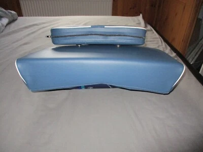 FORTHE FORDSON MAJOR AND DEXTA TRACTORS BLUE WITH WHITE BEADING seat cushion set - Image 1 of 4