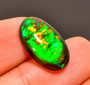 5.5 Ct Natural Black Ethiopian Opal Green Fire Oval Cabs Opal Gemstone 17X10X5mm - Picture 1 of 4