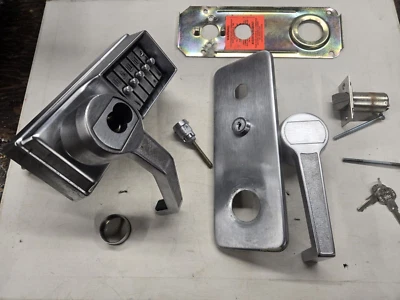  Kaba Simplex L1000 Series Cylindrical Lock Right hand - Image 1 of 4