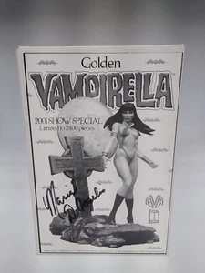 Moore Action Collectibles 2001 Golden Vampirella Figurine *Signed* NIB w/COA - Picture 1 of 1