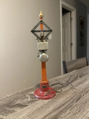 Vintage-1876 Edwards American Flyer Railroad Crossing Sinal de Perigo Automático - Imagem 1 de 4