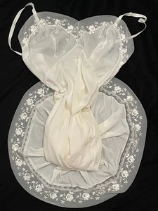 Vtg Floral EMBROIDERED BUST Full Slip Dress Size 38 Nylon Dainty Lace Kayser - Picture 1 of 9