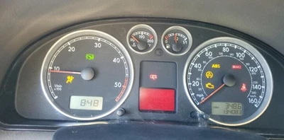 Passat 2004-2005 OE velocímetro calibre grupo 134 k millas Volkswagen Foto 1 de 4