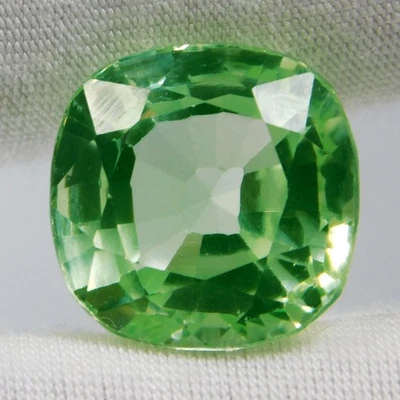 Certified Natural Paraiba Tourmaline 15.50 Ct Neon Green Color Radiant Gemstone - Image 1 of 4