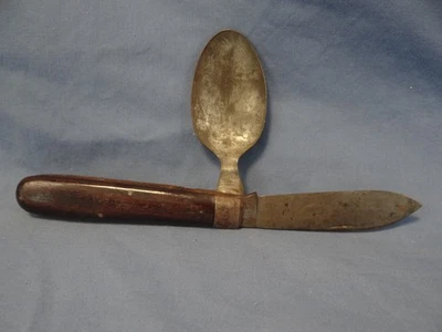 Antique 1917 Camillus Cutlery CO. WW1 Hobo knife & Spoon. Model 9511 Military Foto 1 de 4