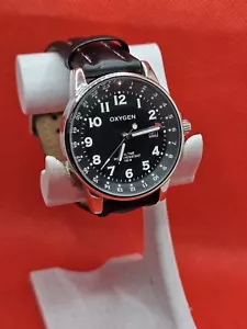 Reloj Oxygen O2 Dual Time Negro Blanco 100m Resistente al Agua. Correa de cuero - Imagen 1 de 9