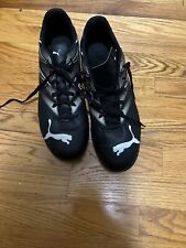 PUMA Men's ATTACANTO IT Soccer Cleats size 10.5, black and white.