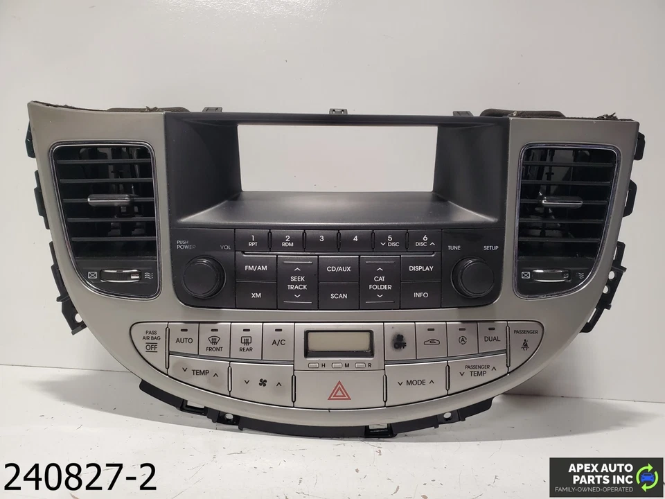 OEM 2009 Hyundai Genesis 3.8L Center Dash Radio Trim Bezel And Vents - Image 1 of 4