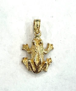 Retirement Sale 5 Days Only-- 14k Yellow Gold Frog Charm Pendant - Picture 1 of 5