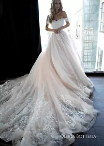 Brautkleid Hochzeitskleid Perlen Kristallen Maßafnertigung lange Schleppe Rosa - Bild 1 von 15