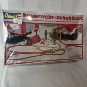 1988 Revell Feuerwehr- Zubehorsef 7506 1/24 Plastic Fire truck Accessory New - Picture 1 of 16