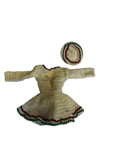 Vestido de muñeca Barbie tejido a mano de colección con sombrero a juego invierno blanco rojo verde sin marca - Imagen 1 de 7