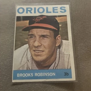 1964 Topps #230 Brooks Robinson VG-VGEX Orioles Off Center - Picture 1 of 2