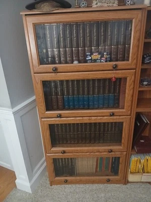 Encyclopedia Britannica FS 1974 Excellent Cond. W/Yearbooks & Glass Front Shelf - Image 1 of 4