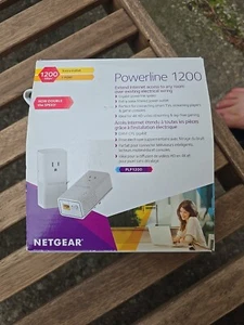 Netgear PowerLine 1200 Wired Network Extender PLP1200 1 Steckdose - Bild 1 von 5