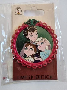 Disney pin 2021 Frozen Anna Elsa Queen Iduna Cast LE DEC Mother's Day - Picture 1 of 2