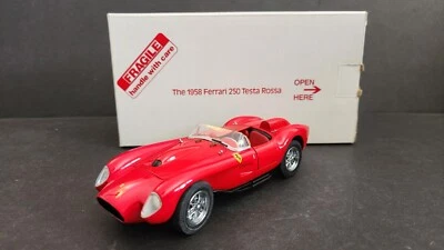 DANBURY MINT 1958 FERRARI 250 TESTA ROSSA 1/24 DIECAST SR - Image 1 of 4