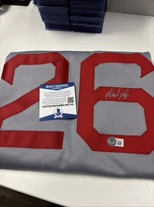 Camiseta Wade Boggs Autografiada Firmada Medias Rojas Certificado de Autenticidad Beckett - Imagen 1 de 1