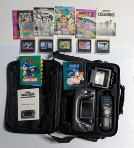 SEGA GAME GEAR With Case & Games & Dead Battery Pack POWERS UP BUT DOESN'T WORK - Picture 1 of 5