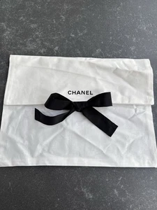 Chanel Garment Cover White With Black Bow 18”x14” - Picture 1 of 2