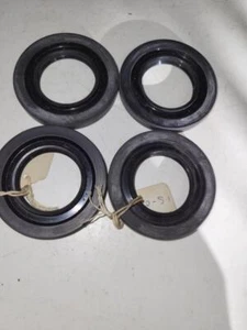 1966 YAMAHA YDS3 CENTER CRANK SEAL NOS 93103-35015-00 112524-27 - Picture 1 of 1