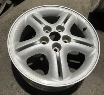 Dodge Stratus #2204 2003-2005 cupé 16" sd15m Foto 1 de 4