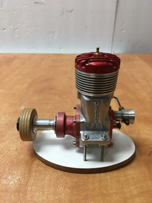 McCoy 60 Red Head Race 1948 modelo avión .60 motor brillante raro Foto 1 de 4