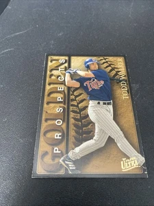 1997 Fleer Ultra Golden Prospects #3 Todd Walker **029183 - Picture 1 of 4