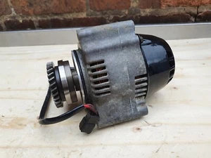 SUZUKI GSXR 750 L SLINGSHOT ENGINE R716 Alternator - Picture 1 of 16