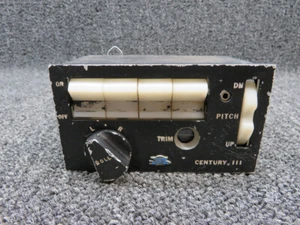 Century III Autopilot Controller (Volts: 28) - Picture 1 of 8