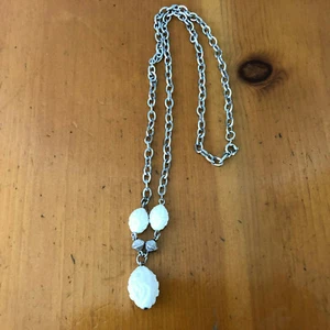 Vintage Silver Metal and White Carved Beaded Necklace Three Carved Beads - Picture 1 of 10